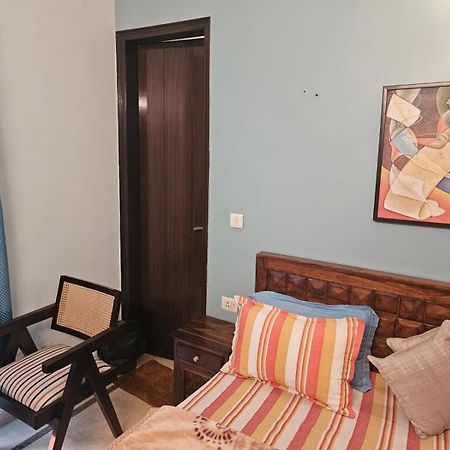 Sky Bloom Luxury Homestay ニューデリー エクステリア 写真