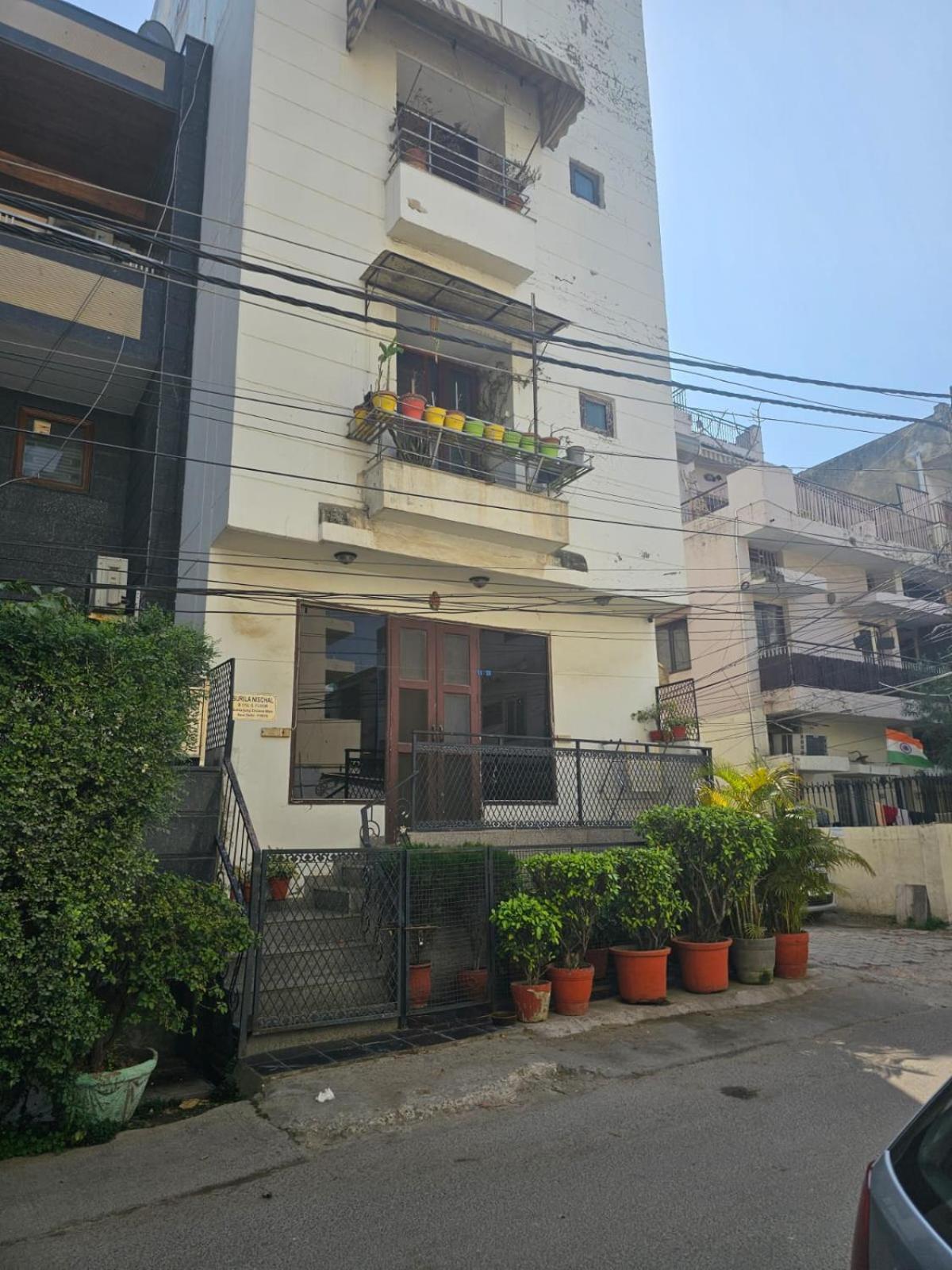 Sky Bloom Luxury Homestay ニューデリー エクステリア 写真