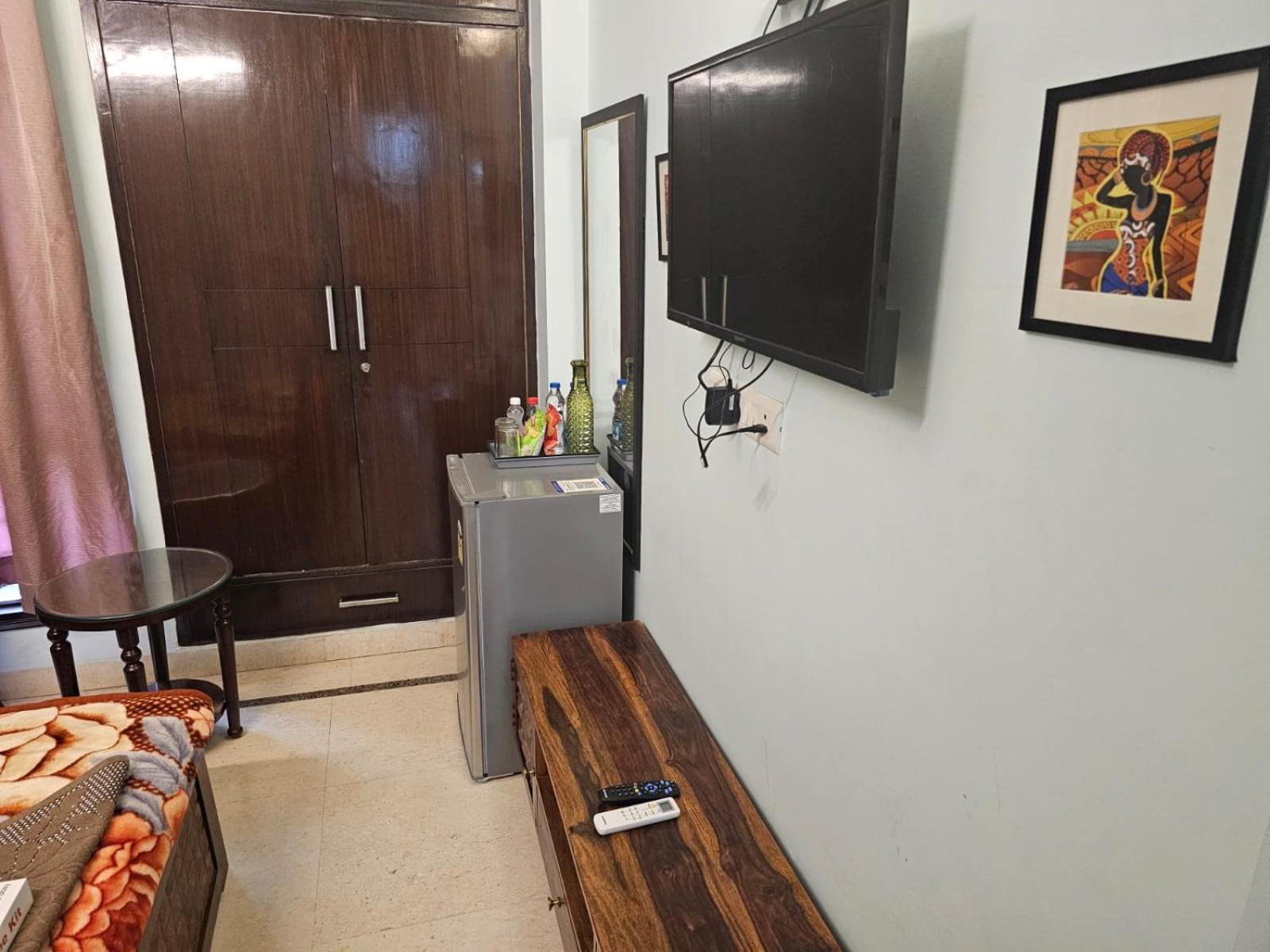 Sky Bloom Luxury Homestay ニューデリー エクステリア 写真
